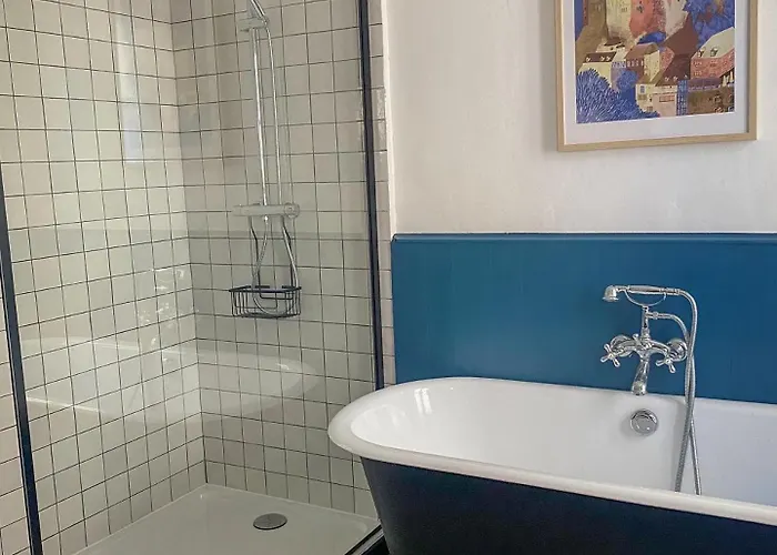 Le Coucou ベッド・アンド・ブレックファスト *