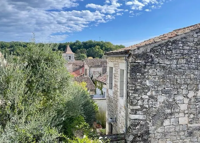 Le Coucou Nocleg ze śniadaniem Montcuq